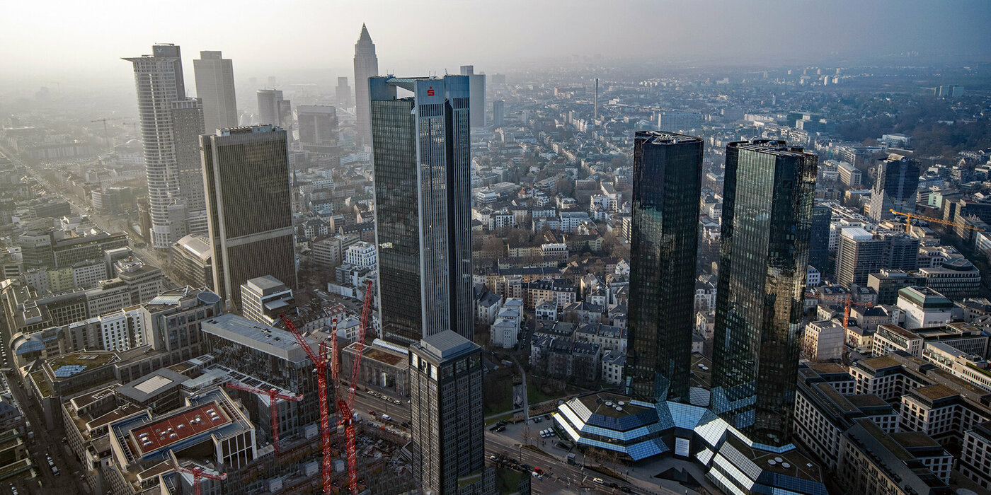 Luftbild Frankfurt von der deutschen Bank