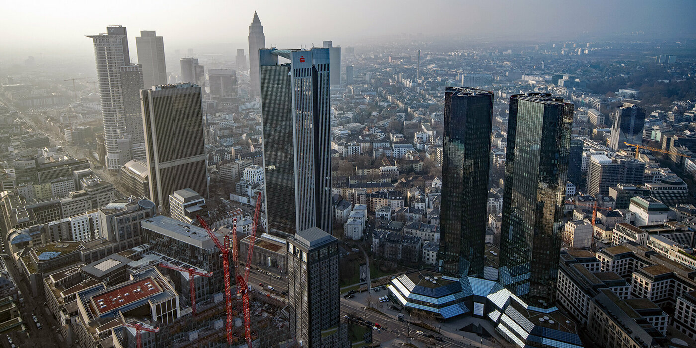 Luftbild Frankfurt von der deutschen Bank