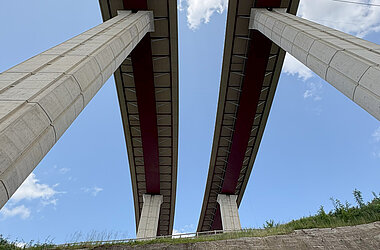Untersicht mit Hangsicherung © KREBS+KIEFER