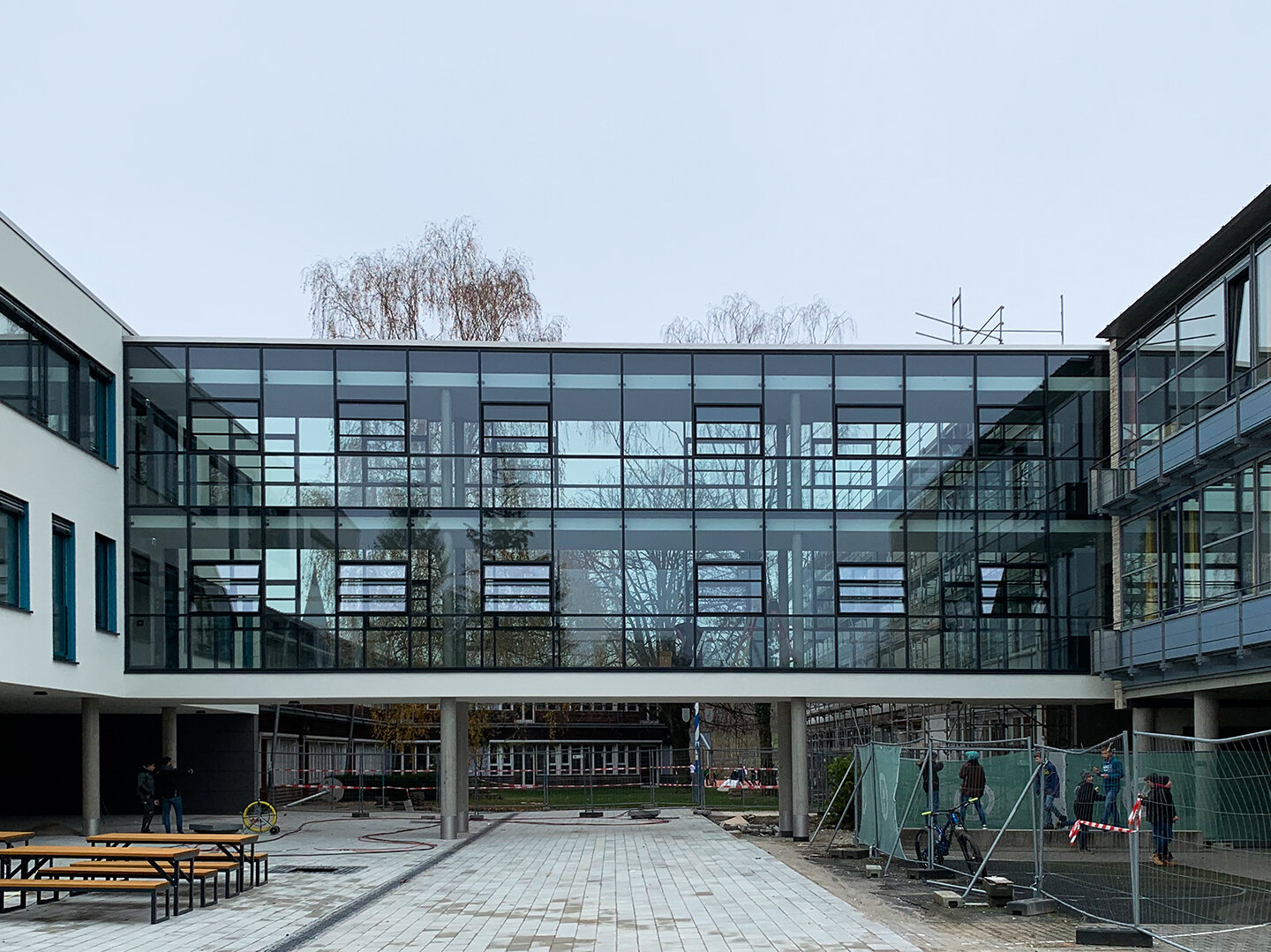 Gebäude Bauverbindung mit Glasfassade