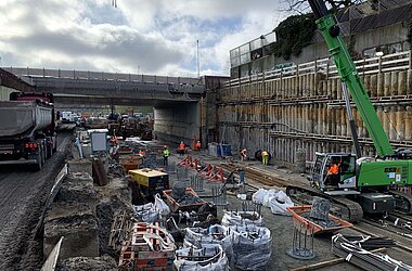 Beengte Verhältnisse bei der Herstellung der Bohrpfähle © KREBS+KIEFER