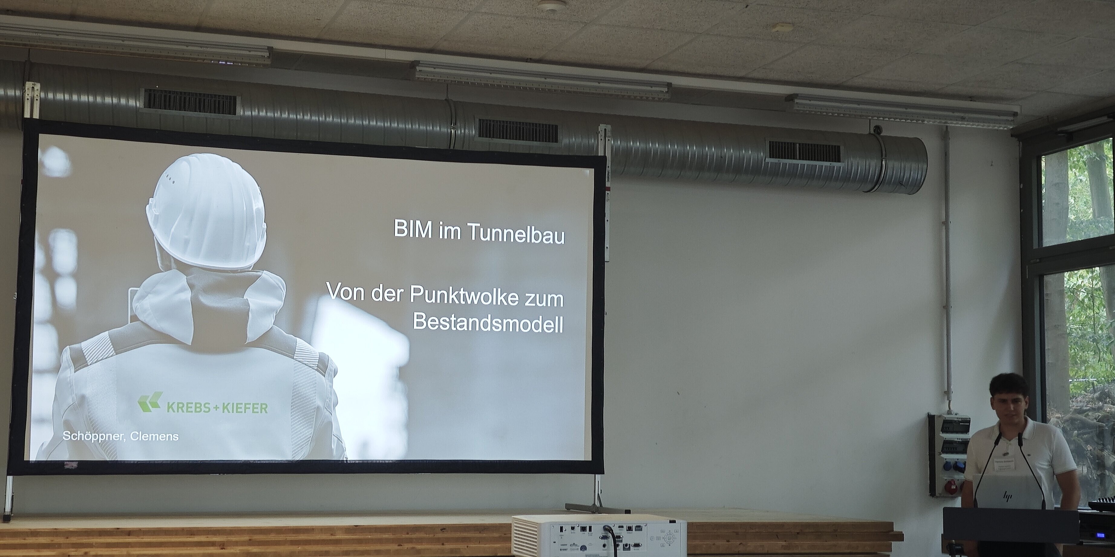 „BIM im Tunnelbau – von der Punktwolke zum Bestandsmodell." Mit Vortragendem Clemens Schöppner © KREBS+KIEFER