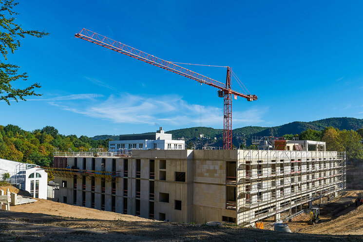 Gebäude Außenansicht im Bauzustand